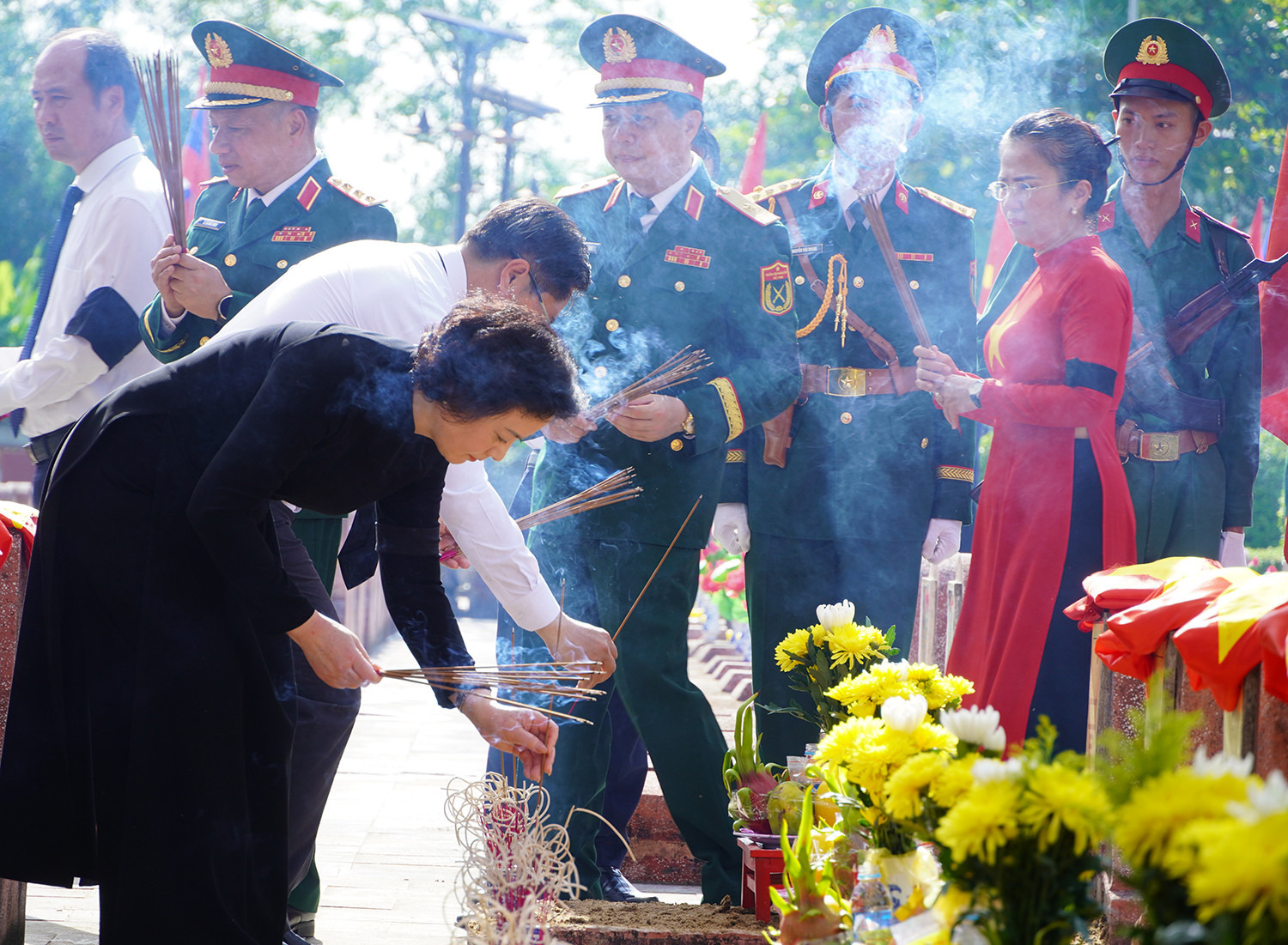 an táng liêt sĩ 12.JPG.jpg