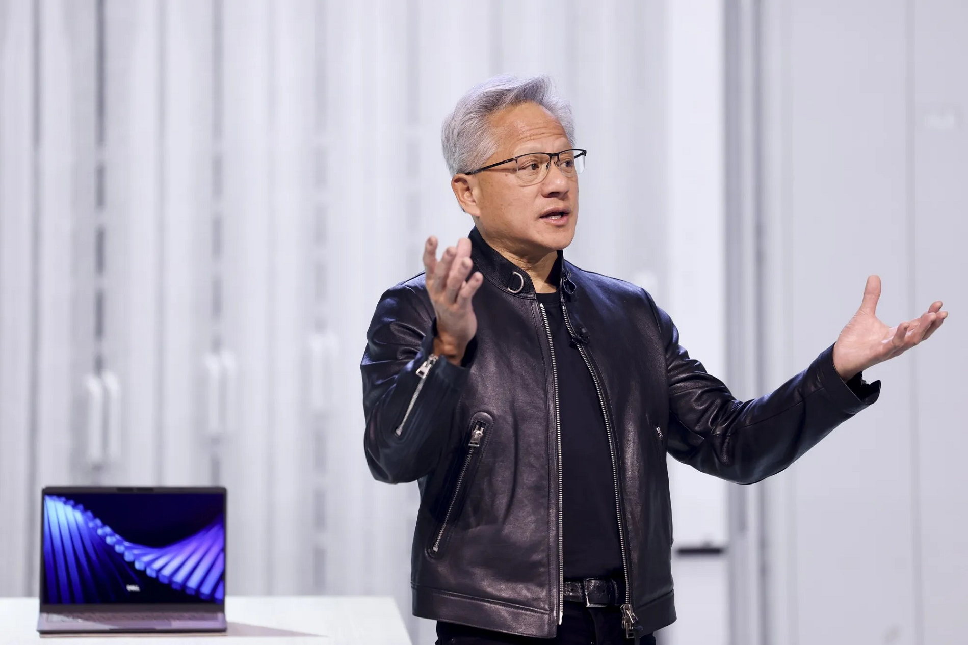CEO Nvidia Jensen Huang: Huawei đang thể hiện sức mạnh vượt trội
