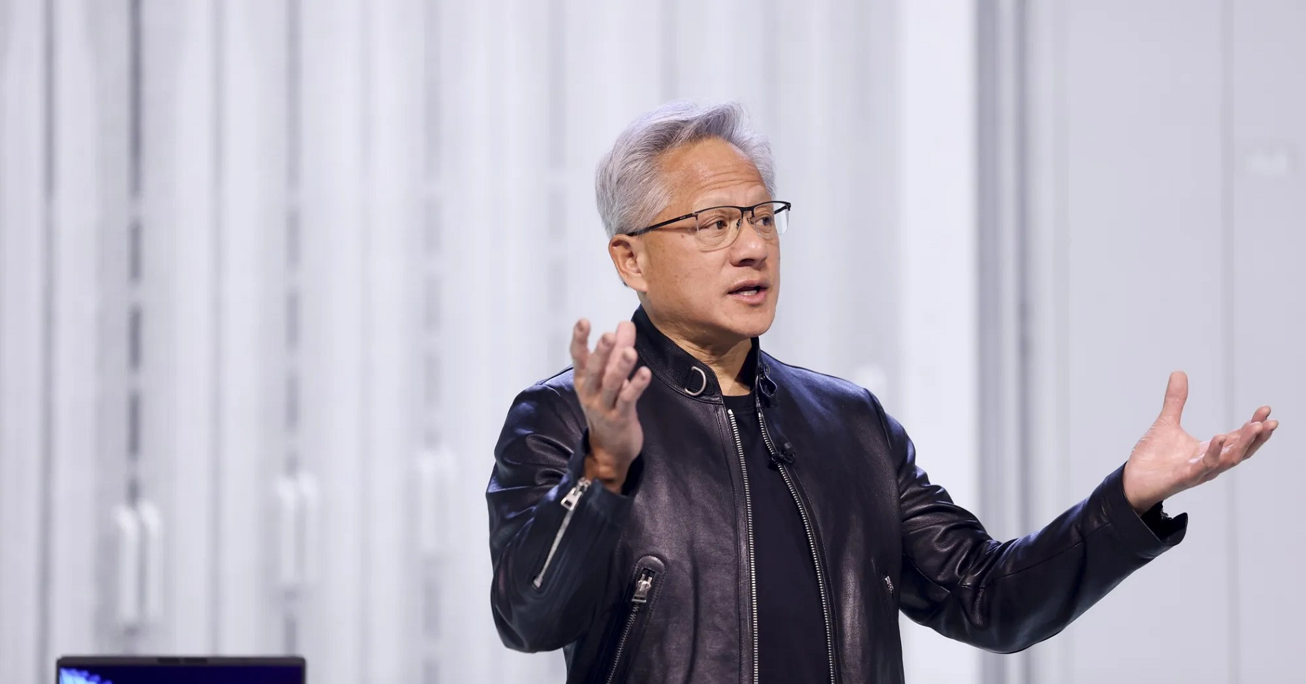 CEO Nvidia Jensen Huang: Huawei đang thể hiện sức mạnh vượt trội