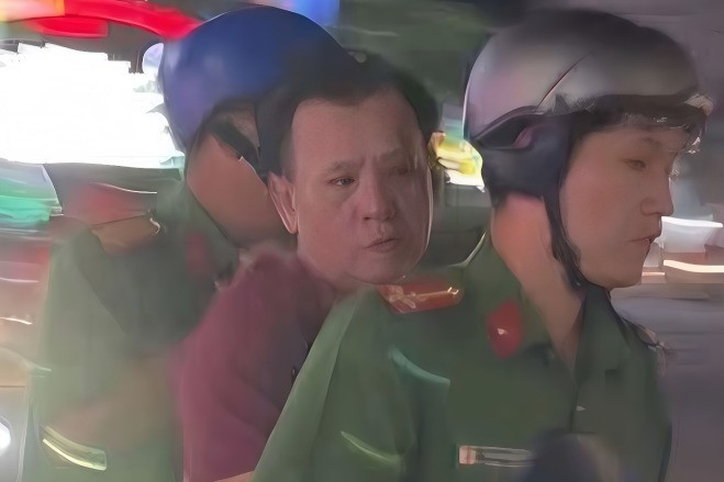 Lời khai lạnh người của kẻ dùng dao đâm chết ‘vợ hờ’, giả tự tử