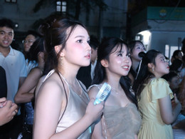 https://static-images.vnncdn.net/vps_images_publish/000001/000003/2026/5/21/thpt-kim-lien-16-1037.jpg