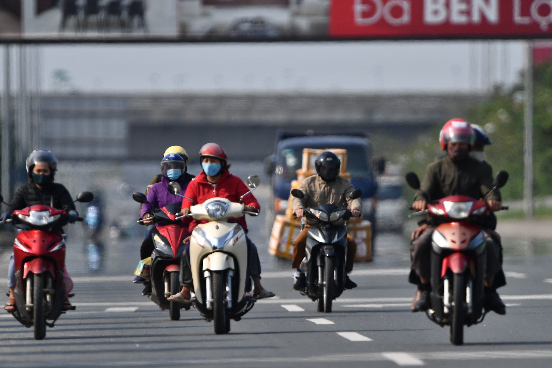 Dự báo thời tiết 23/5/2026: Miền Bắc và Trung Bộ nắng nóng mạnh, Hà Nội trên 37 độ