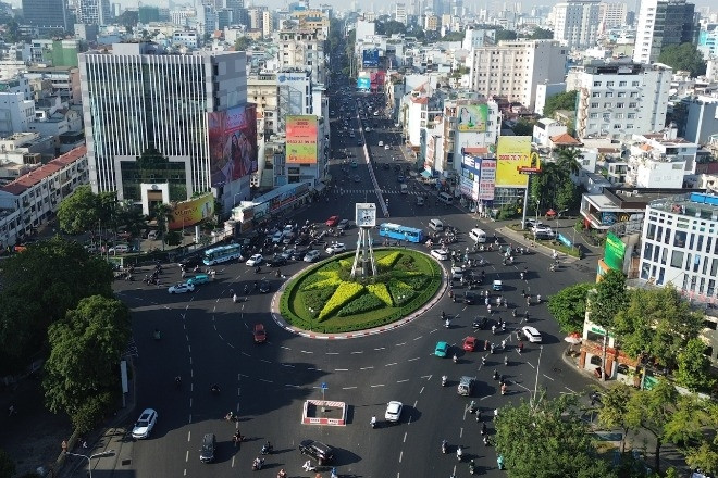 Vòng xoay Điện Biên Phủ đổi cách đi, xe cộ chạy ra sao từ ngày 23/5