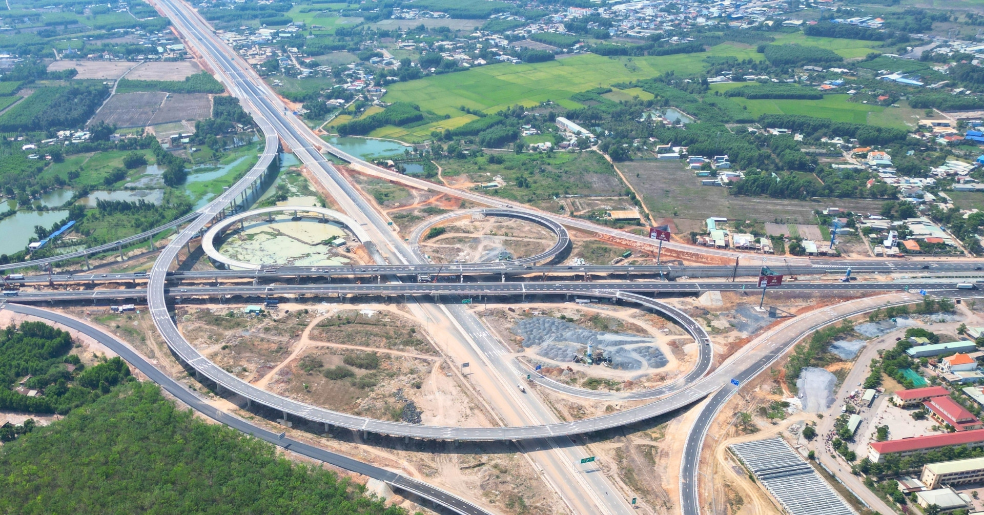 Áp dụng cách thu phí mới trên cao tốc TPHCM - Long Thành - Dầu Giây từ 24/5