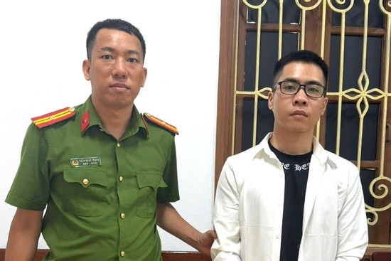 Bản tin cuối ngày 21/5: Công an Ninh Bình bắt đối tượng truy nã quốc tế
