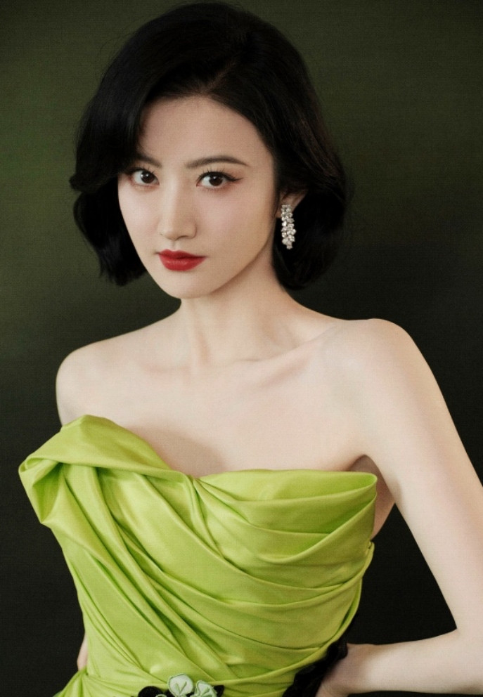 https://static-images.vnncdn.net/vps_images_publish/000001/000003/2026/5/22/batch-1724322166-canh-diem7-5337-width1966height2188-2389.jpg