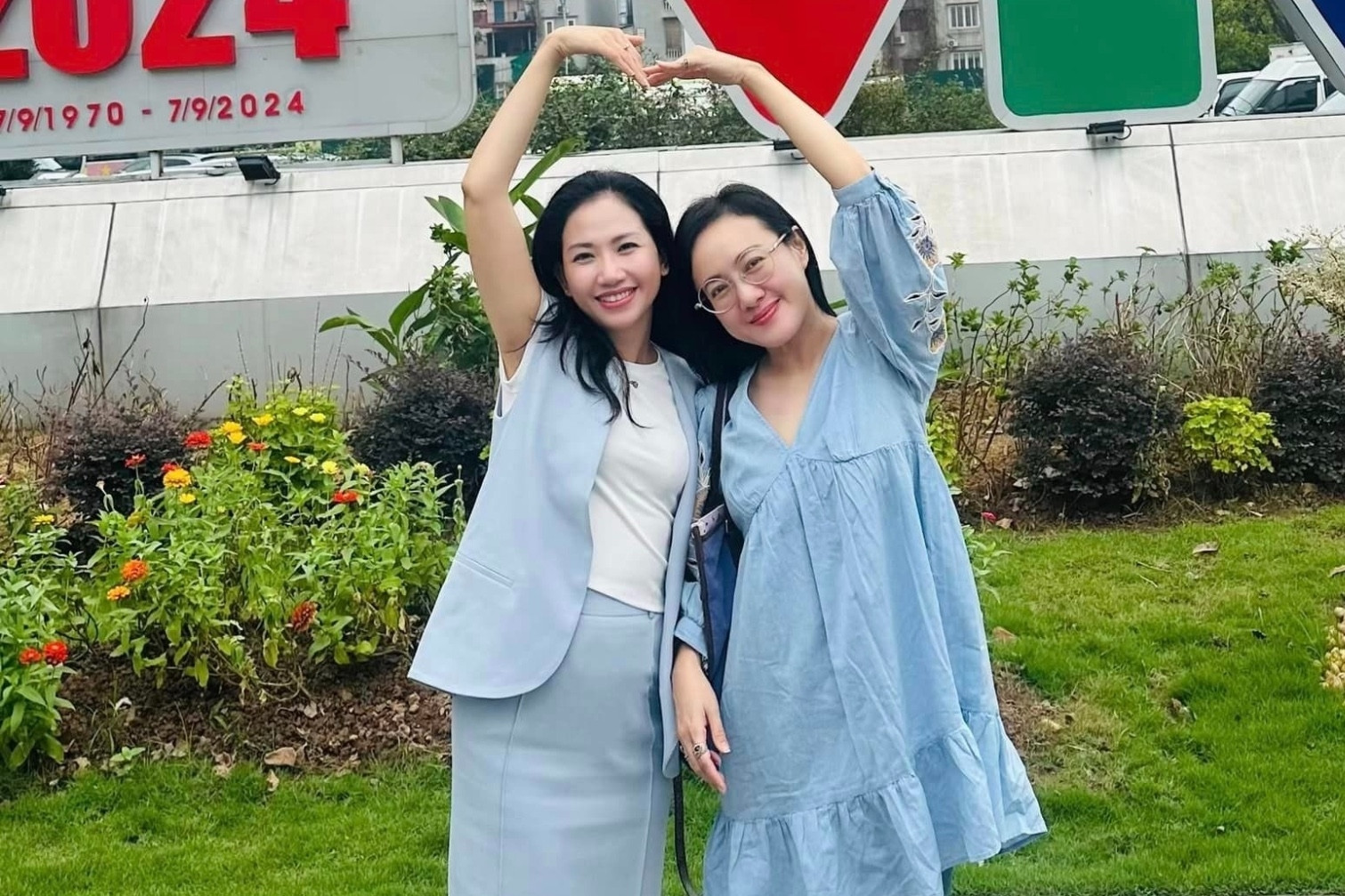 BTV Hoài Anh nhí nhảnh bên Mỹ Vân