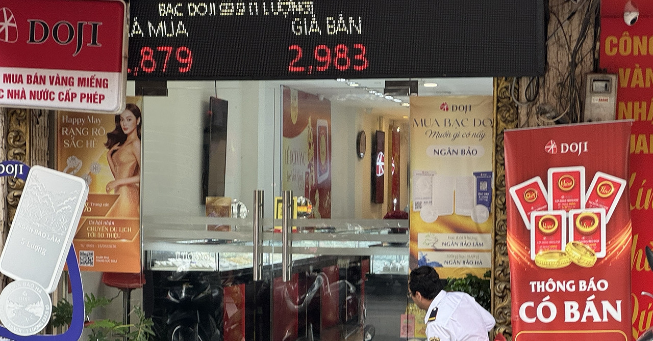 Cảnh chen chúc xếp hàng chờ mua vàng biến mất t...