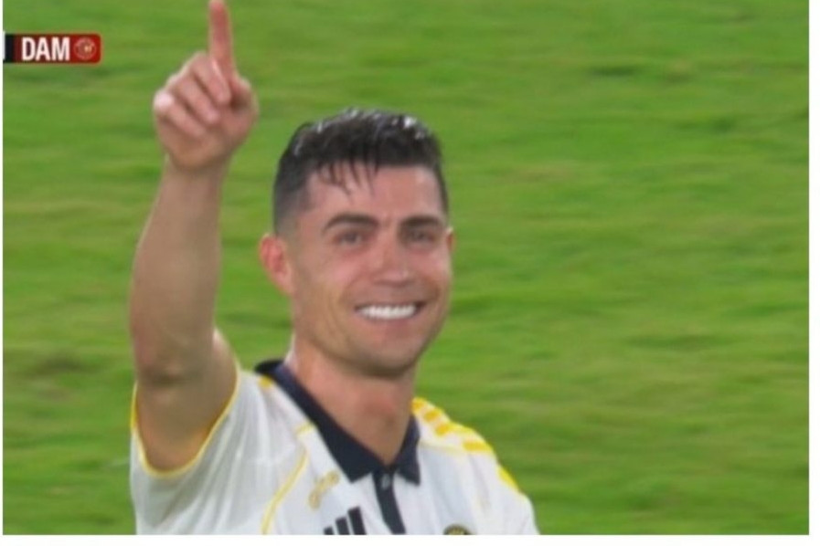 Al Nassr lên ngôi vô địch, Ronaldo bật khóc nức nở