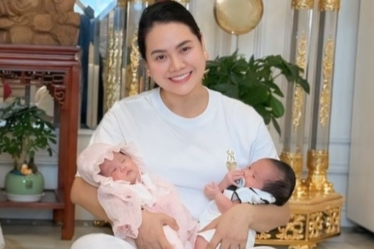 Đại uý, ca sĩ Lương Nguyệt Anh 'lên chức' ở tuổi 36