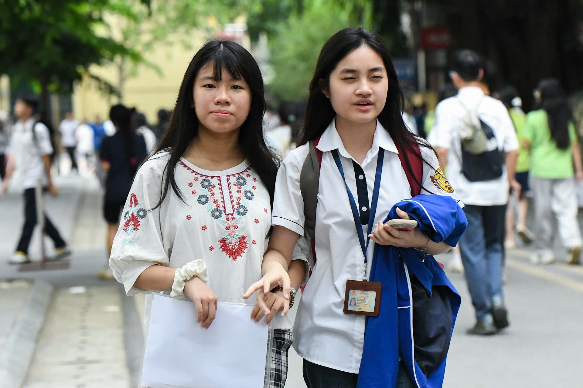 Đáp án gợi ý môn Văn thi lớp 10 Trường THPT Chuyên Khoa học Xã hội và Nhân văn