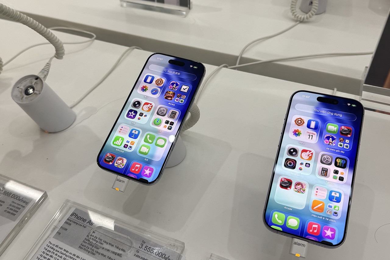 iPhone Air giảm tới 10 triệu đồng, thấp nhất từ khi mở bán