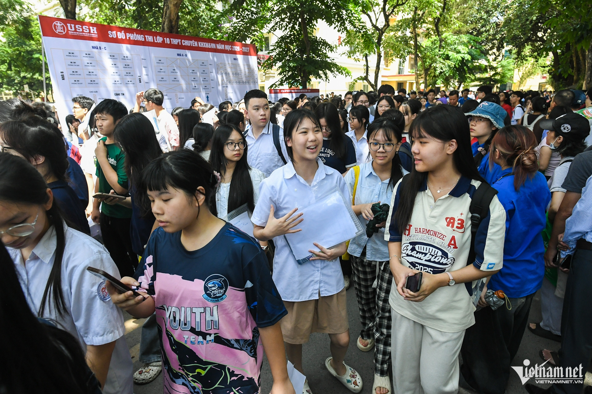 W-thi chuyen thi vao 10 (30).JPG.jpg