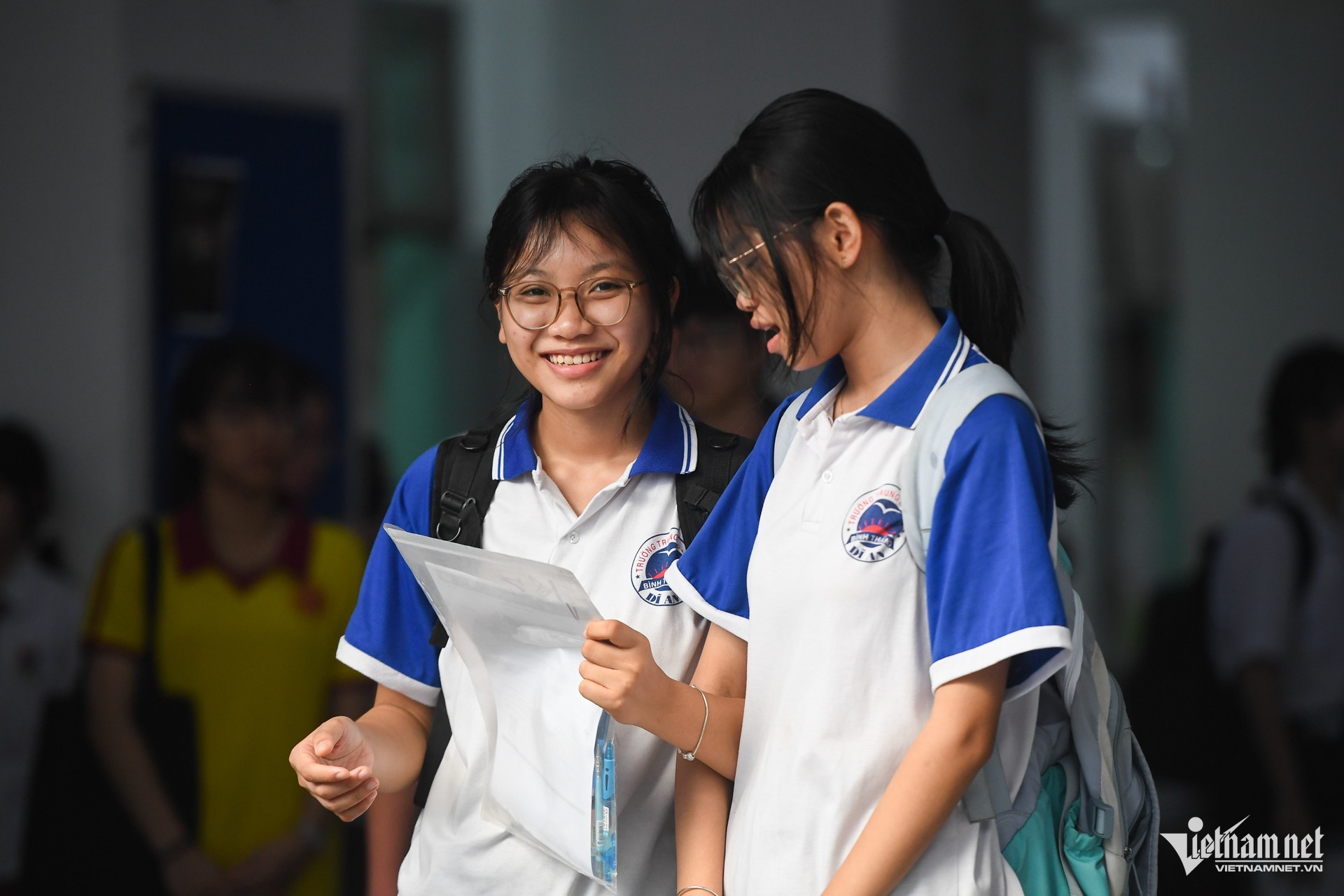 https://static-images.vnncdn.net/vps_images_publish/000001/000003/2026/5/23/w-thi-chuyen-tphcm-nguyen-hue-19-484.jpg