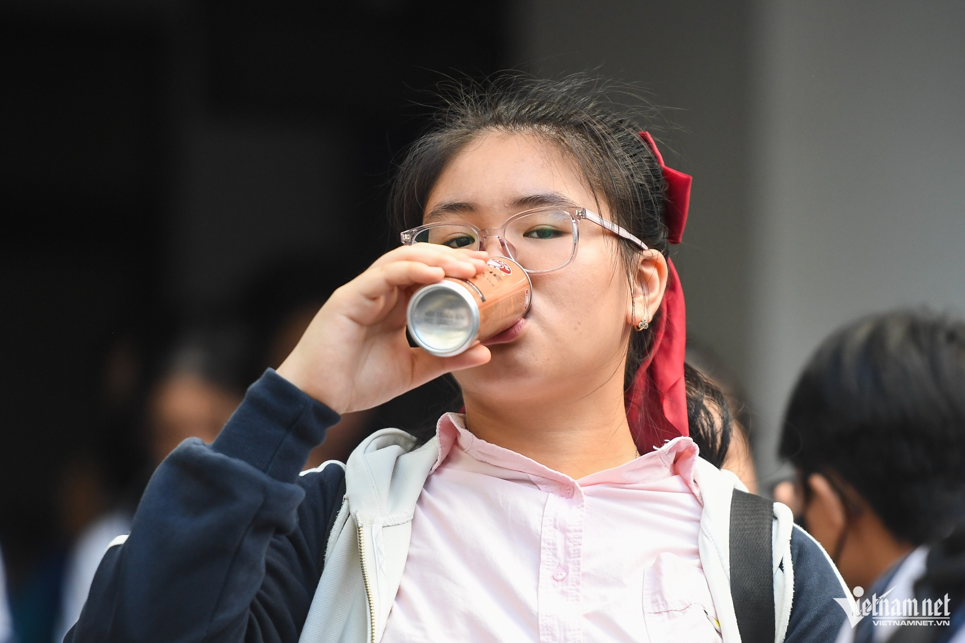 W-thi chuyên TPHCM Nguyễn Huế 22.jpg