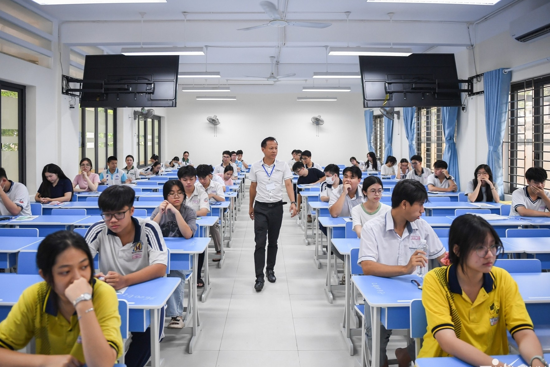 Kỷ lục 170.127 thí sinh dự thi Đánh giá năng lực Đại học Quốc gia TPHCM đợt 2