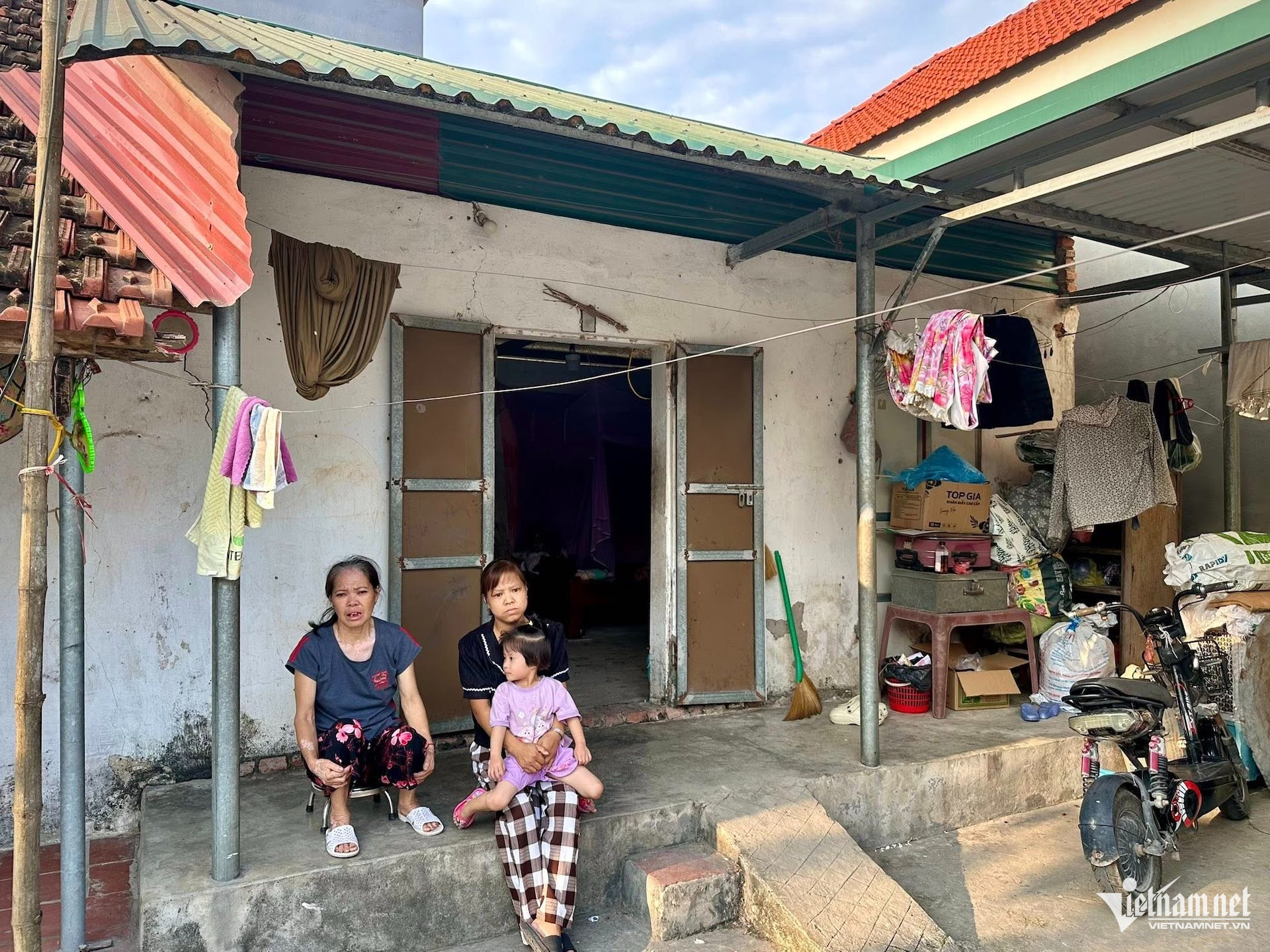 W-hoan canh can giup do vietnamnet 2.jpg