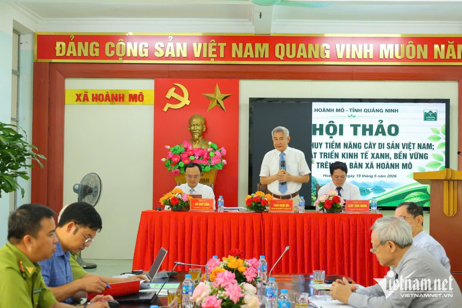 W-Hội thảo phát huy tiềm năng cây Di sản Việt Nam; phát triển kinh tế xanh, bền vững trên địa bàn xã Hoành Mô.jpg