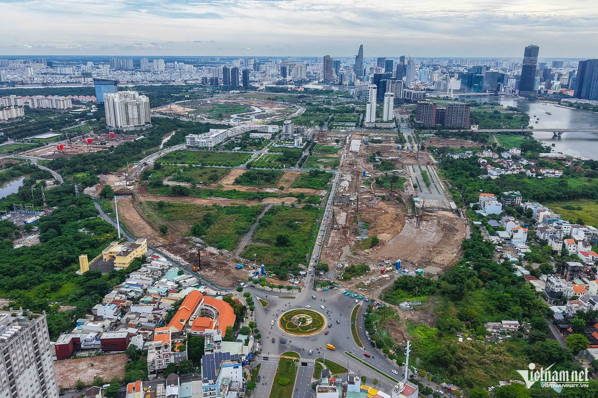 W-thủ thiêm vietnamnet  nguyễn huế 13.jpg