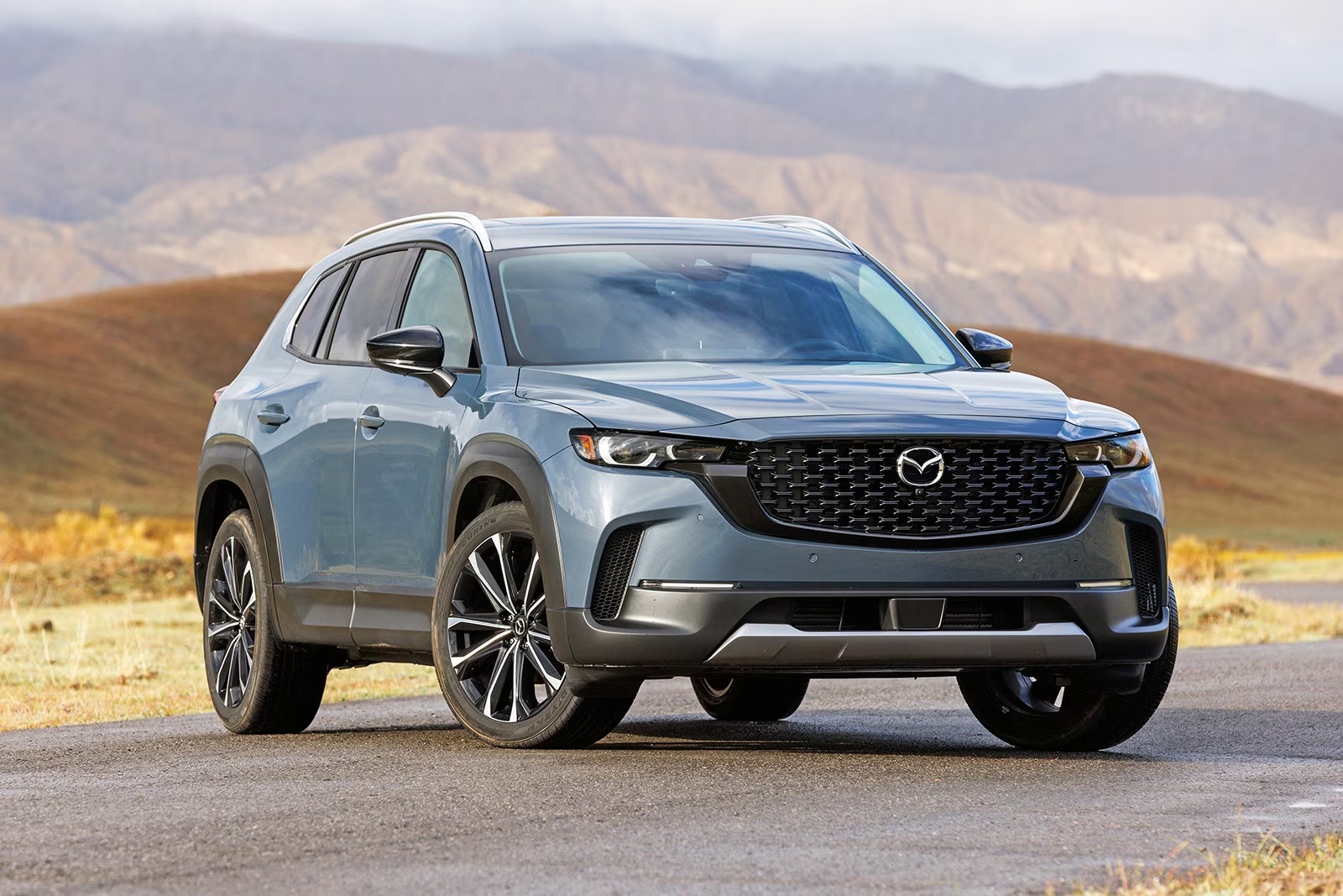 2022_mazda_cx 50.avif