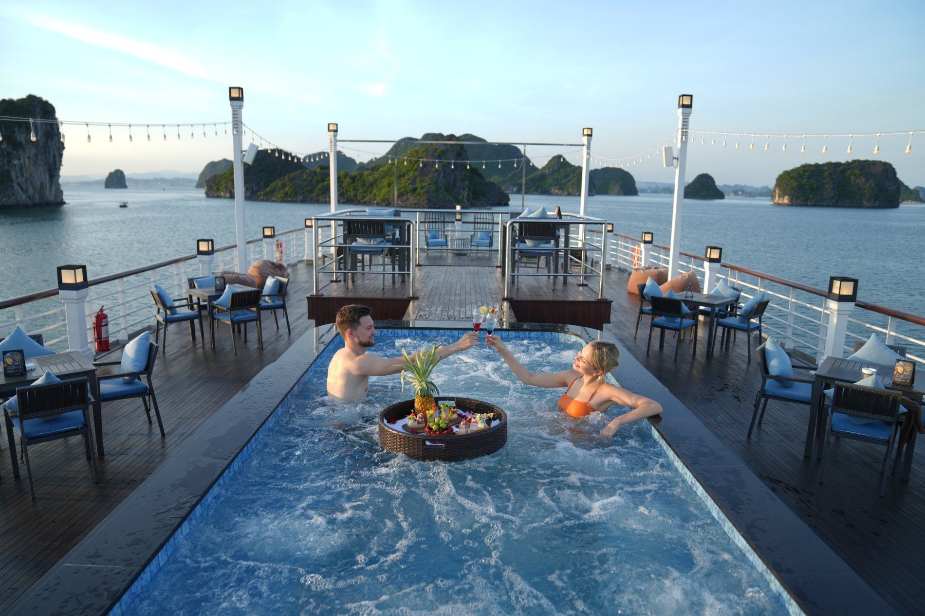 5. Paradise Vietnam và hãng bay Vietnam Airlines triển khai ưu đãi giảm cực sâu.JPG