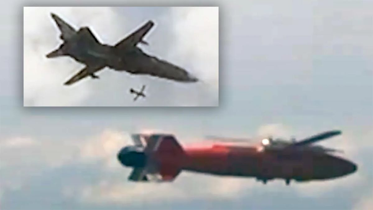 Bom lượn Ukraine Glide bomb Ukraine.jpg