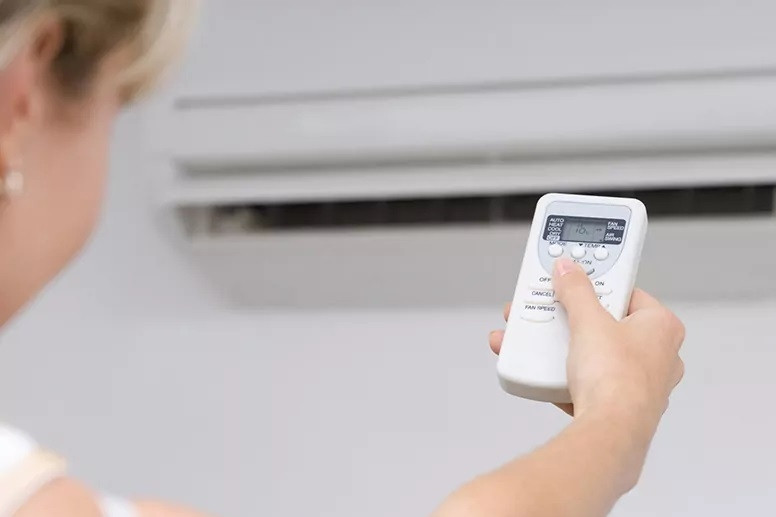 Nắng nóng 40 độ, dùng điều hòa thế nào cho mát mà vẫn tiết kiệm điện?