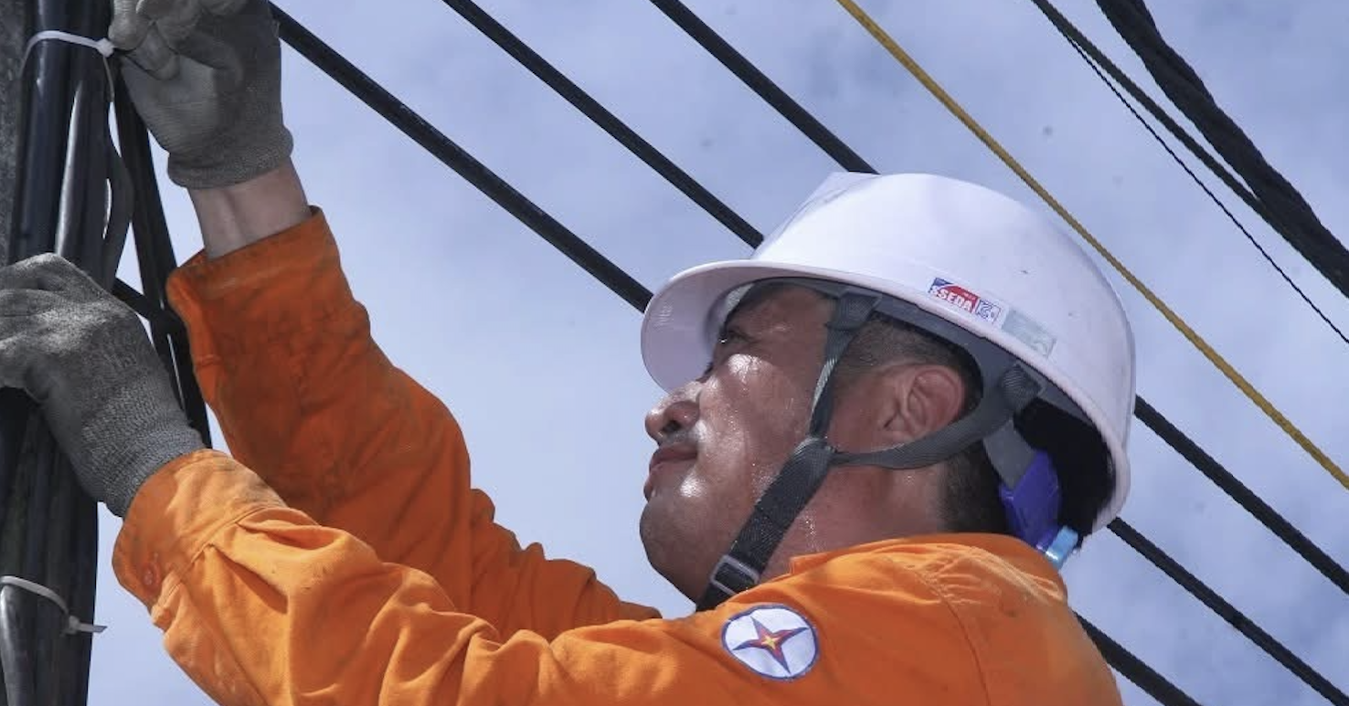 Nắng nóng đẩy nhu cầu điện vượt 1 tỷ kWh/ngày, tức tốc huy động nguồn điện đắt đỏ