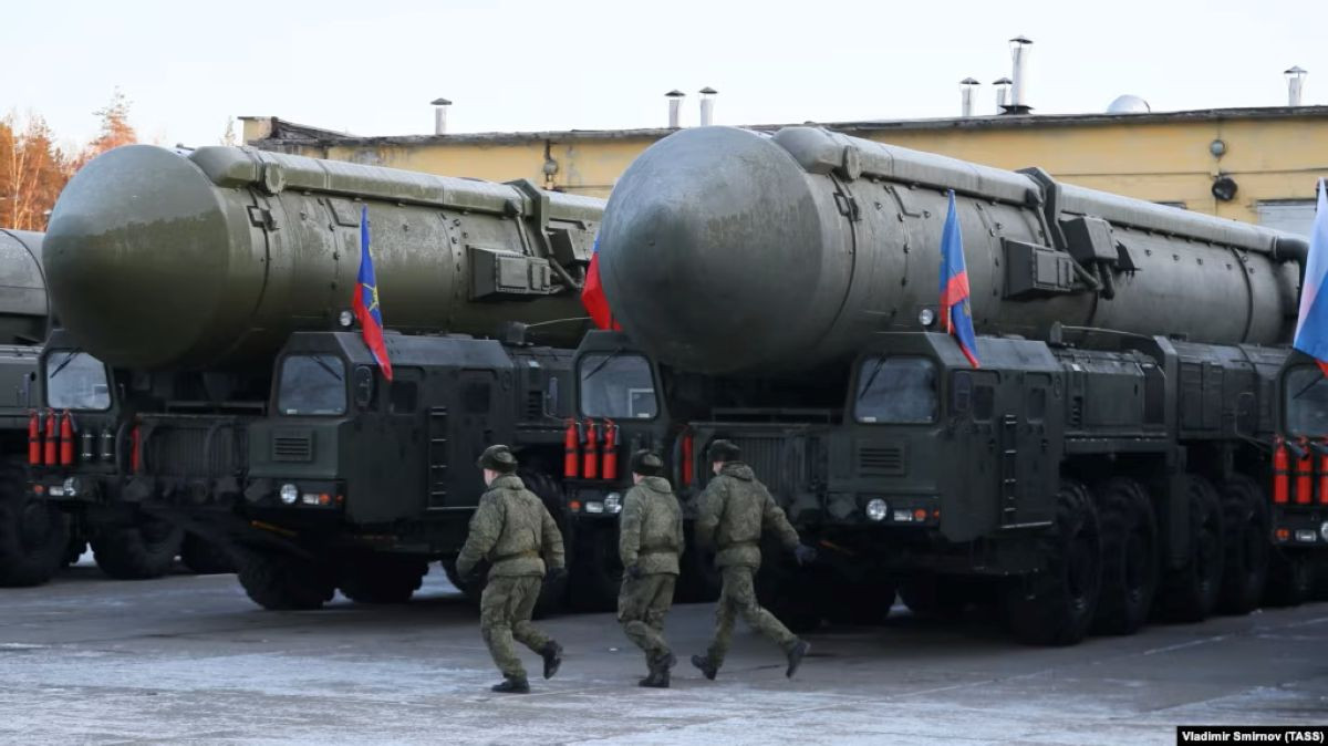 Tên lửa RS 24 Yars.jpg