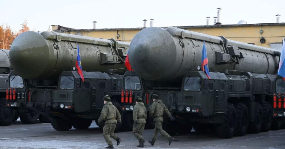 Tên lửa RS-24 Yars tốc độ Mach 25, tầm bắn 12.000km: ICBM hạt nhân "không thể đánh chặn"