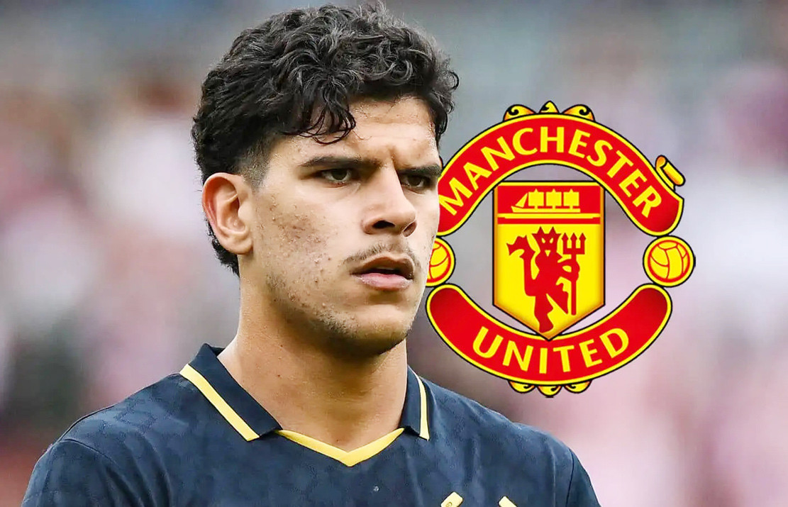 TT One Badge Mateus Fernandes Manchester United 1 1.jpg