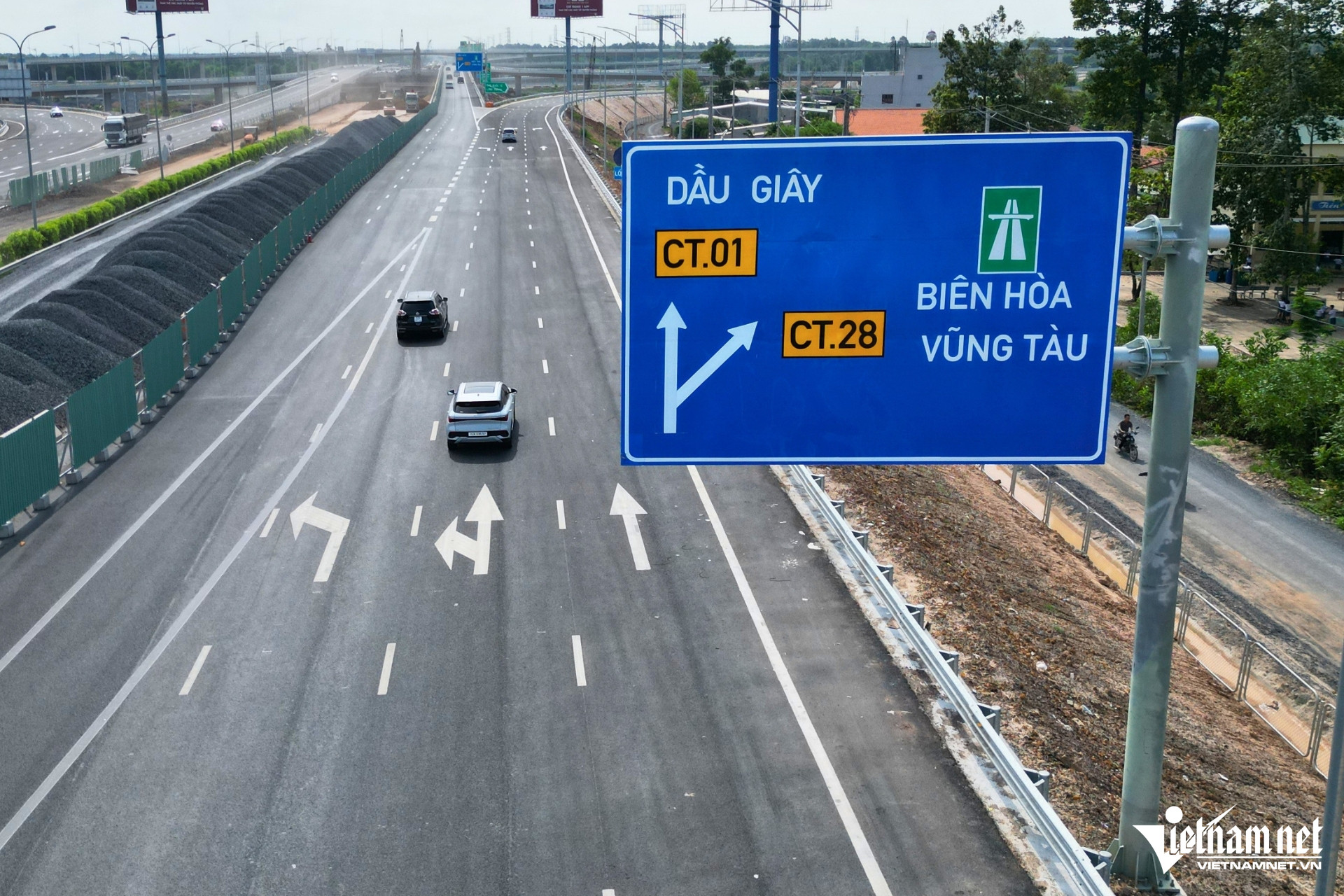 W-cao toc bien hoa vung tau bung mon 3.jpg