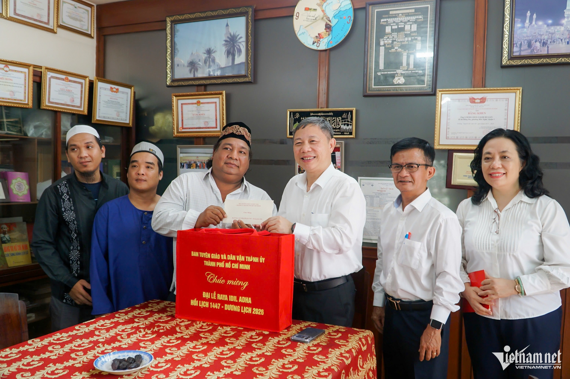 W-người chăm TPHCM.jpg