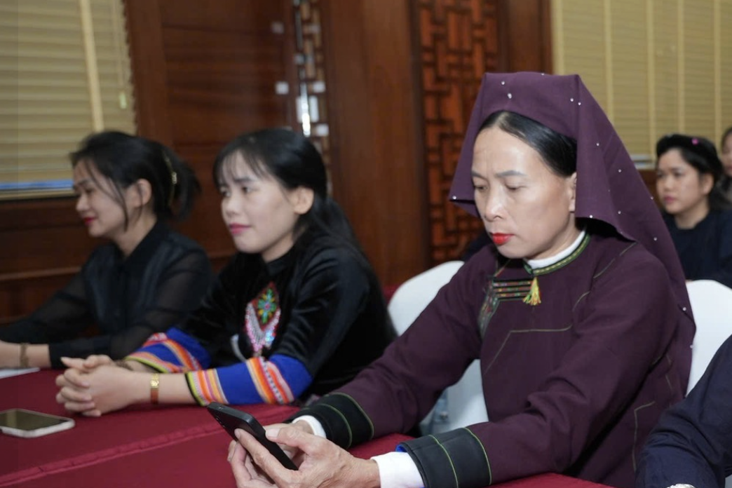 Bồi dưỡng kỹ năng số và an toàn thông tin cho đồng bào dân tộc thiểu số