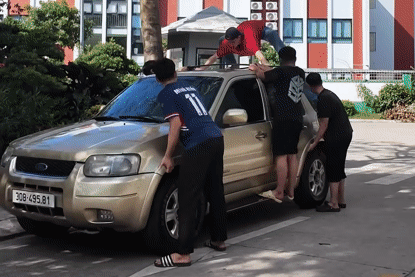 Dân mạng đua nhau 'rung lắc xe' sau ý kiến của PGS.TS Đỗ Văn Dũng về xăng E10