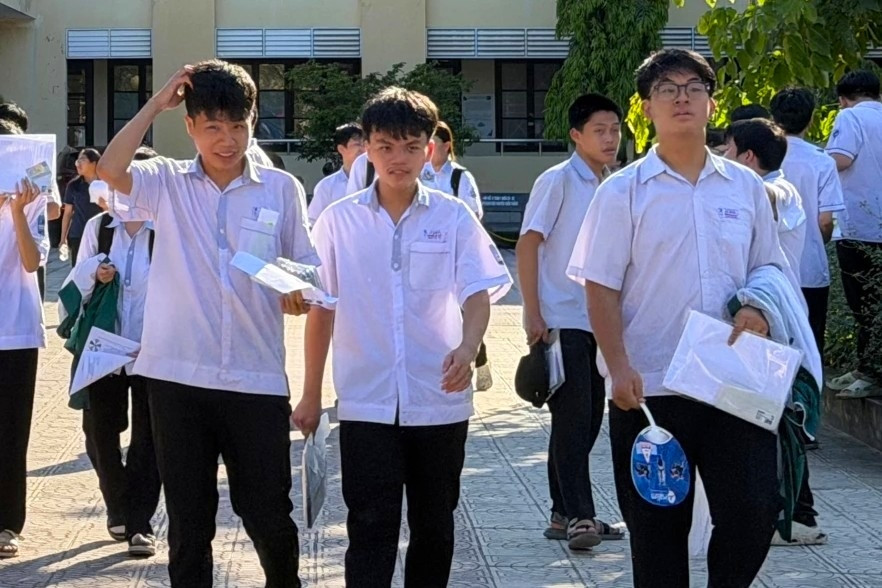 Đề và đáp án môn Tiếng Anh thi vào lớp 10 của Quảng Trị năm 2026