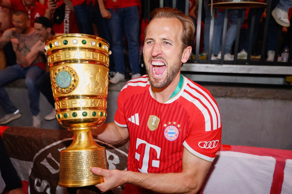 Ghi 61 bàn cho Bayern, Harry Kane nhận thưởng đặc biệt