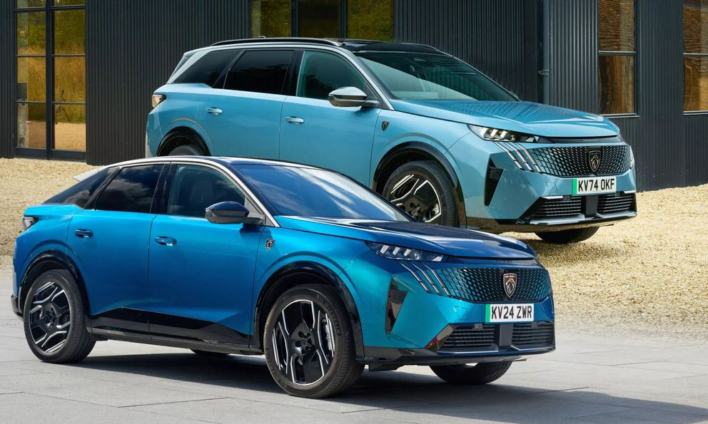 peugeot 5008 and 3008.jpeg