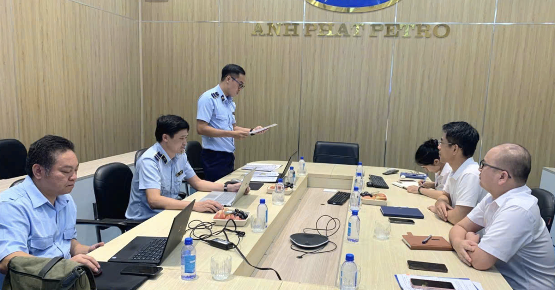 Vi phạm dự trữ xăng dầu bắt buộc, 3 doanh nghiệp bị xử phạt 450 triệu đồng