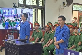  Vụ cướp ngân hàng ở Gia Lai: Mua vàng để 'rửa tiền', giấu 830 triệu đồng trong giỏ quà Tết 
