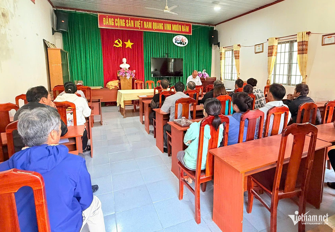 W-Lâm Đông a.png