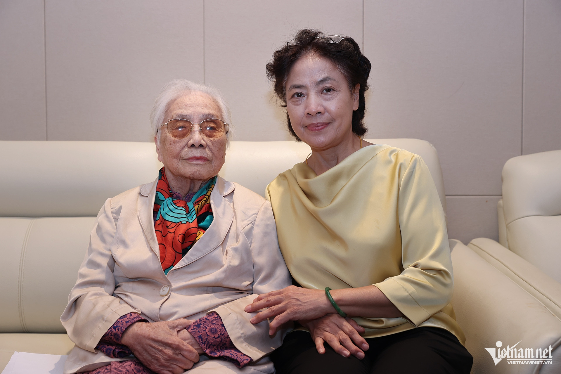 W-nguyễn thị bình 2.jpg