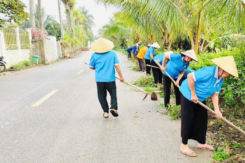 Đẩy mạnh truyền thông pháp luật về môi trường, nâng cao nhận thức cộng đồng