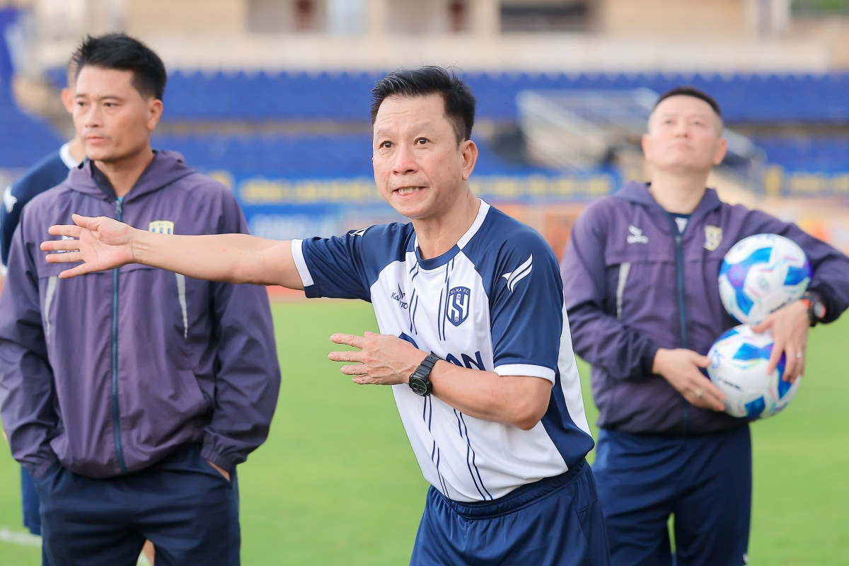 hlv van sy son.jpg