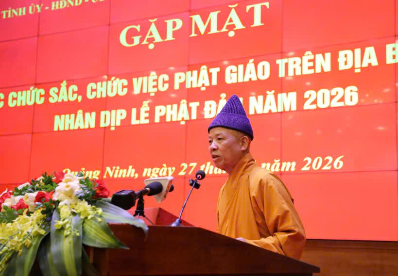 Hòa thượng Thích Thanh Quyết, Phó Chủ tịch Hội đồng Trị sự Giáo hội Phật giáo Việt Nam, Trưởng Ban Trị sự Giáo hội Phật giáo Việt Nam tỉnh Quảng Ninh phát biểu tại buổi gặp mặt