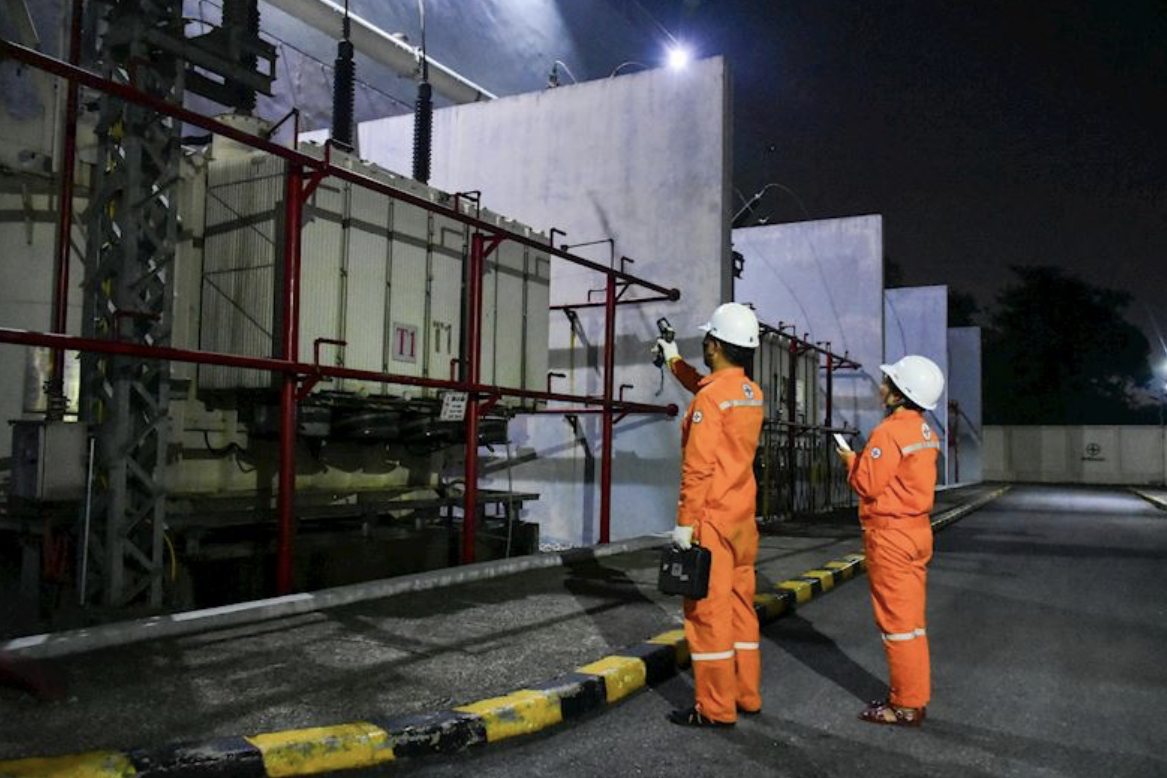  Nắng nóng đặc biệt gay gắt, điện lực Hà Nội nói rõ về lịch cắt điện 