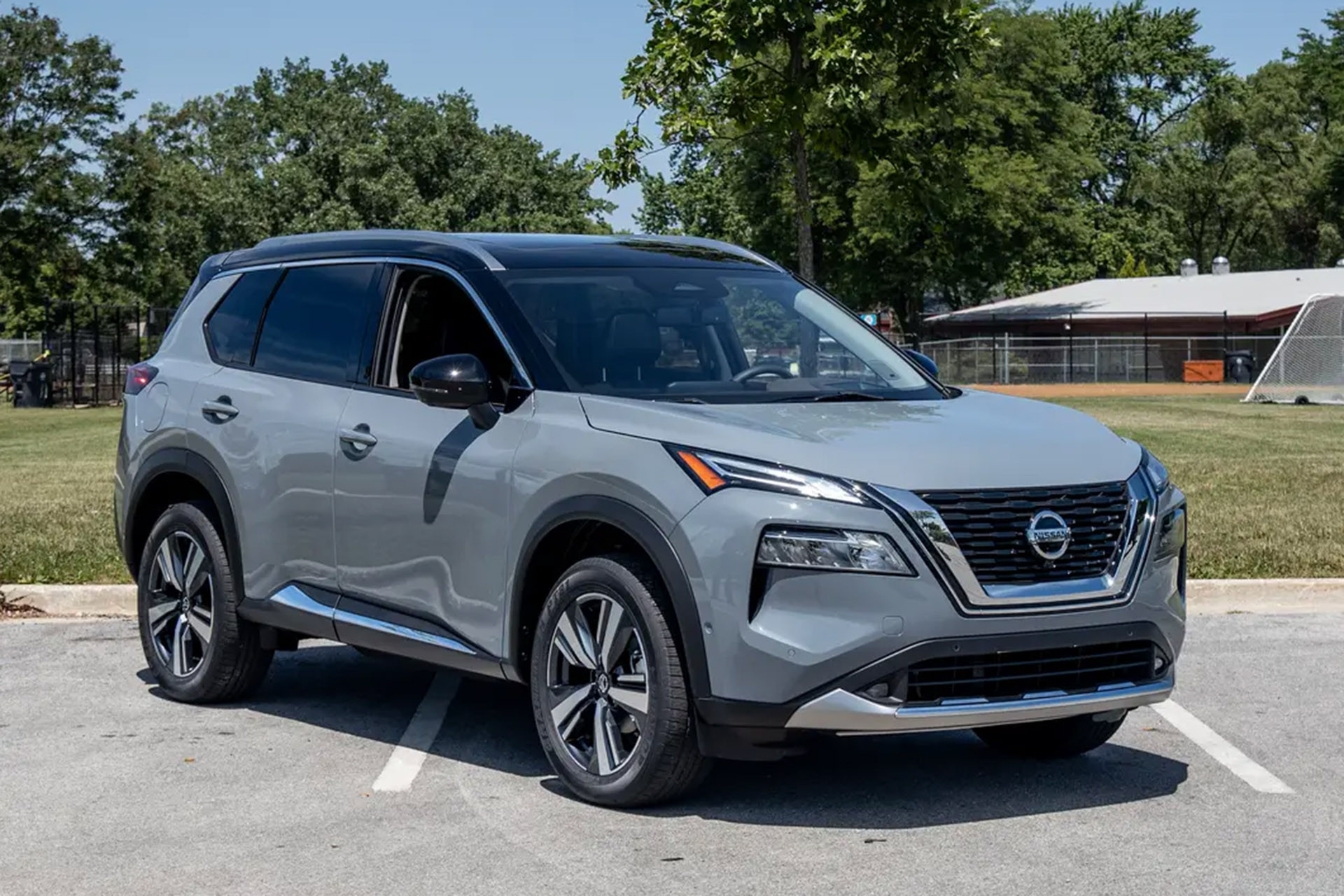Nissan Rogue copy.jpg