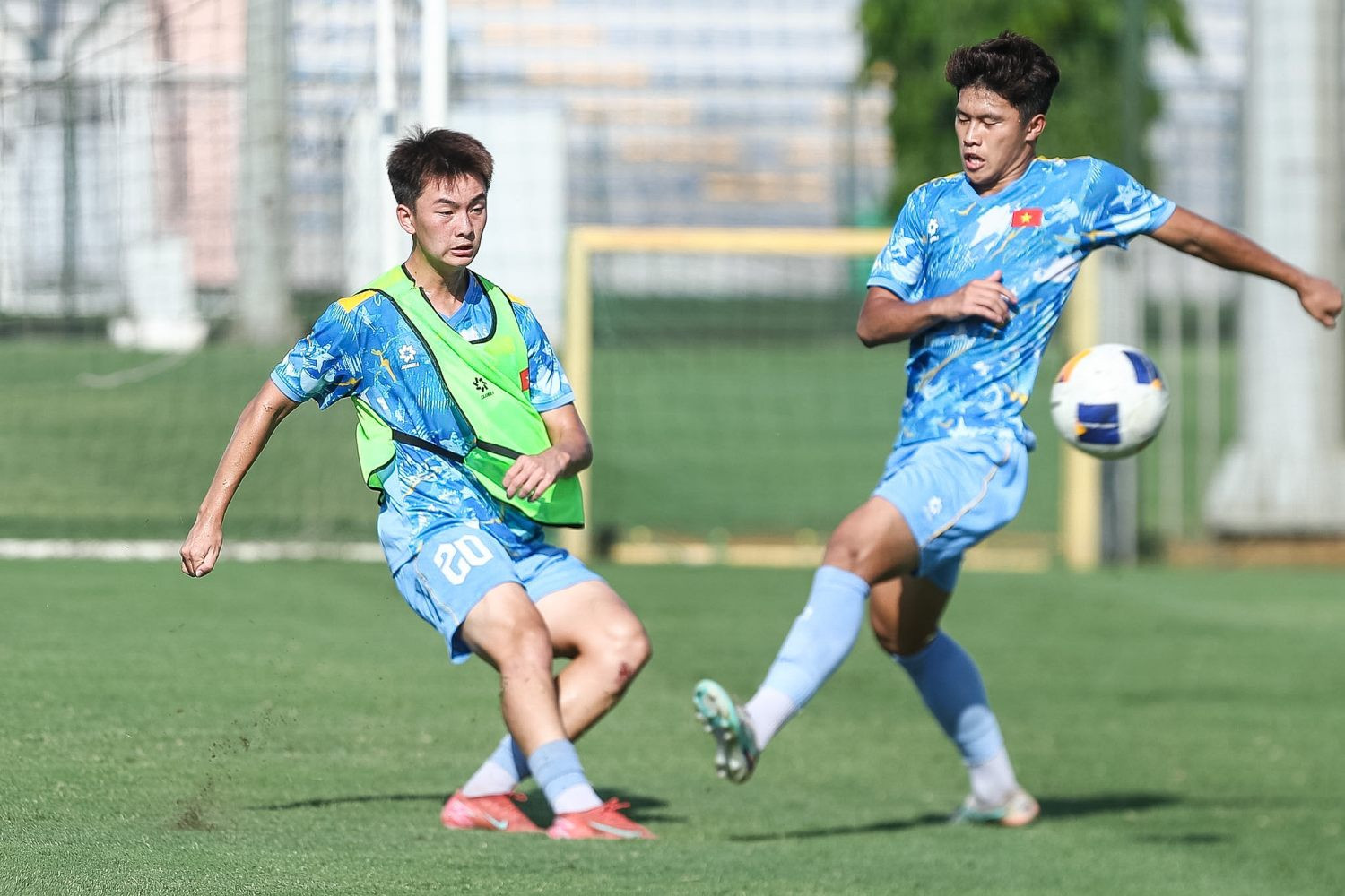 u19 viet nam 2.jpg
