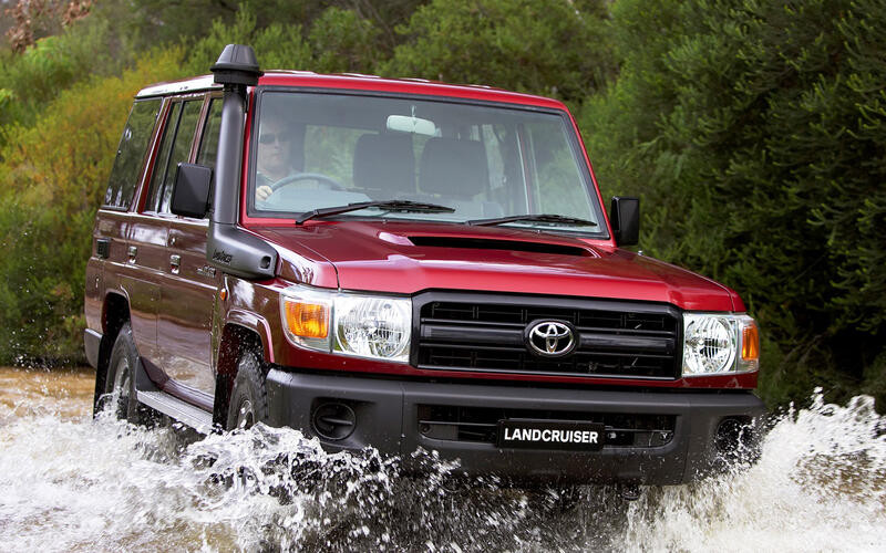 18 22 land cruiser toyota_0_0_0_0_0_1_0_0_0_1_2_0_0_0_0_0_0_0_0_0_1_0_0_0.jpg