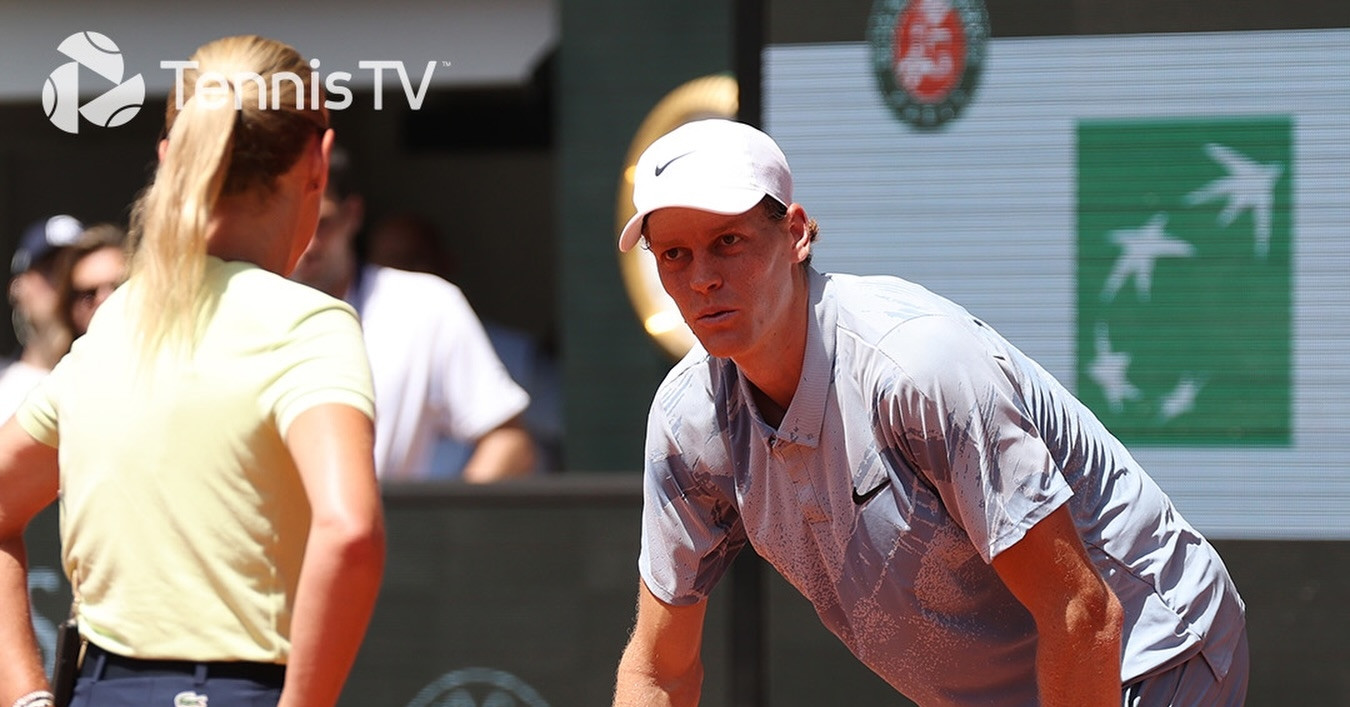 Địa chấn Roland Garros: Sinner sụp đổ khó tin, bị loại từ vòng 2